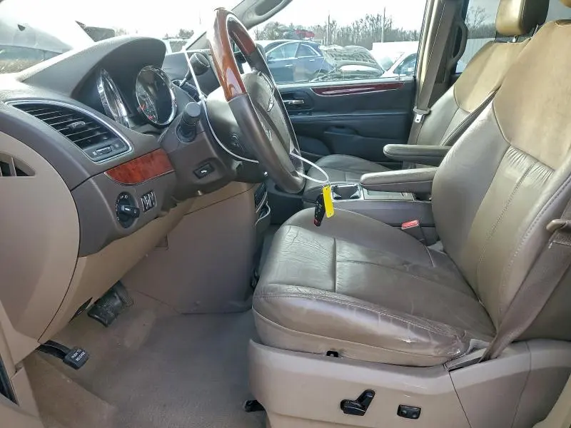 2012 CHRYSLER TOWN & COUNTRY LIMITED  