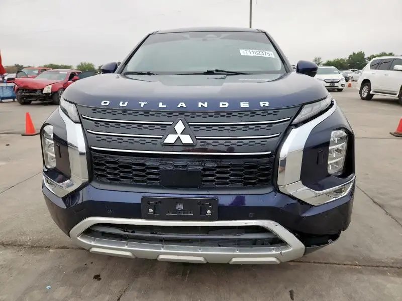 2022 MITSUBISHI OUTLANDER SE  