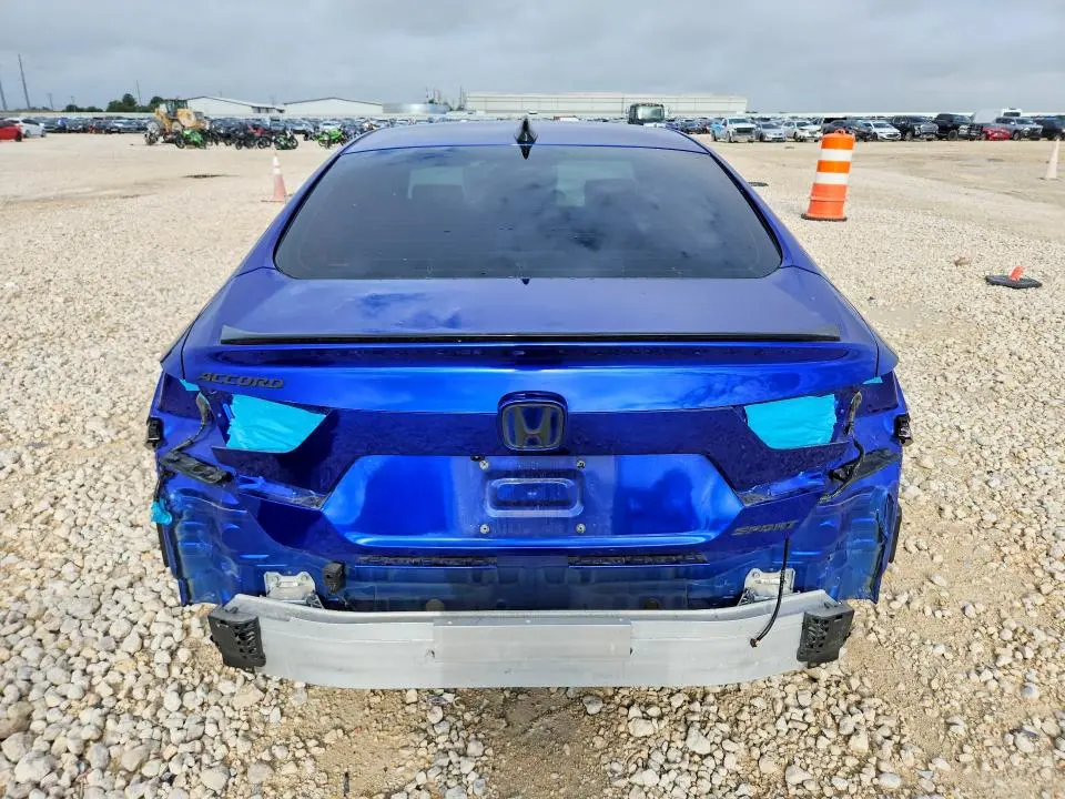 2022 HONDA ACCORD SPORT  