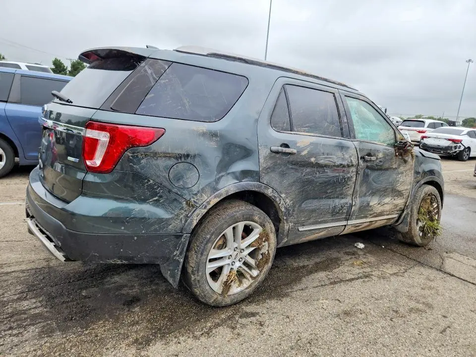 2016 FORD EXPLORER XLT  