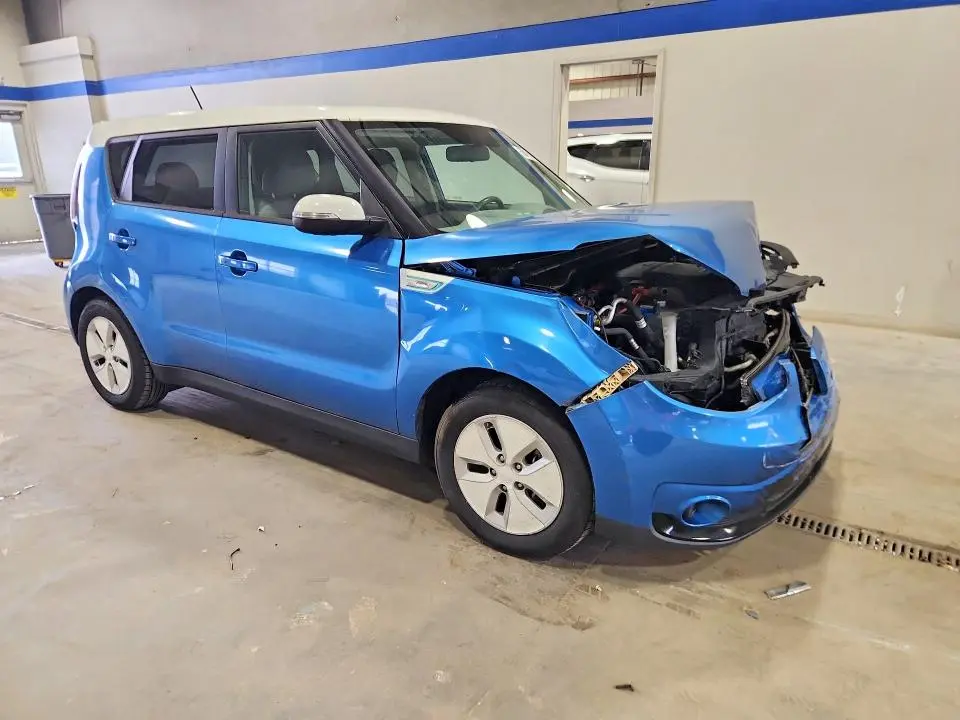 2016 KIA SOUL EV BASE  