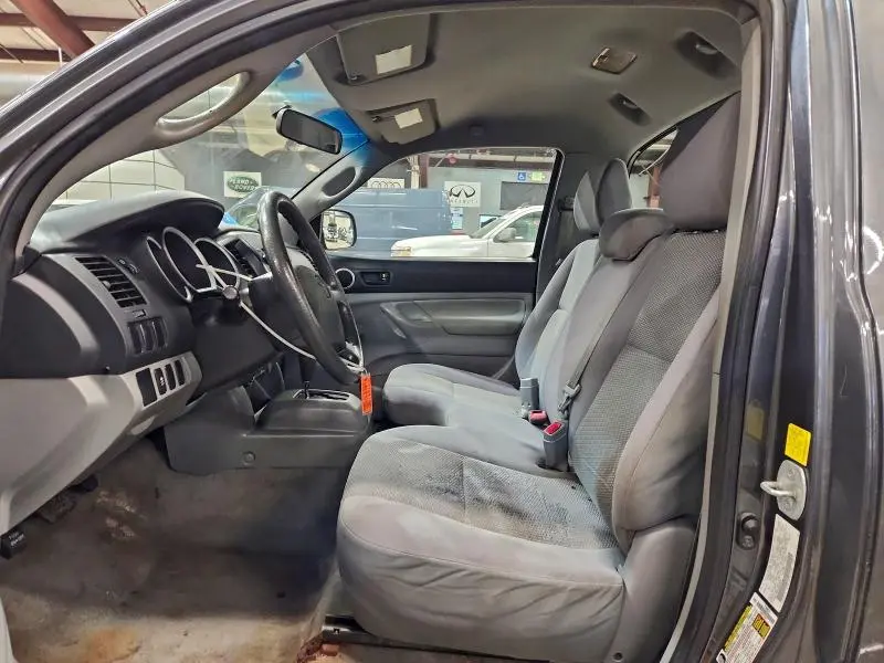 2011 TOYOTA TACOMA   