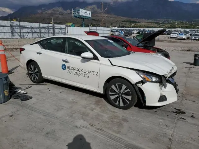 2022 NISSAN ALTIMA SV
