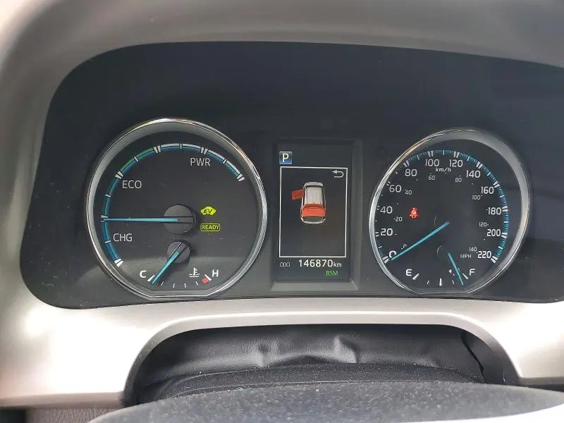 2016 TOYOTA RAV4 HV XLE  