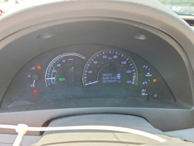2011 TOYOTA CAMRY HYBRID  