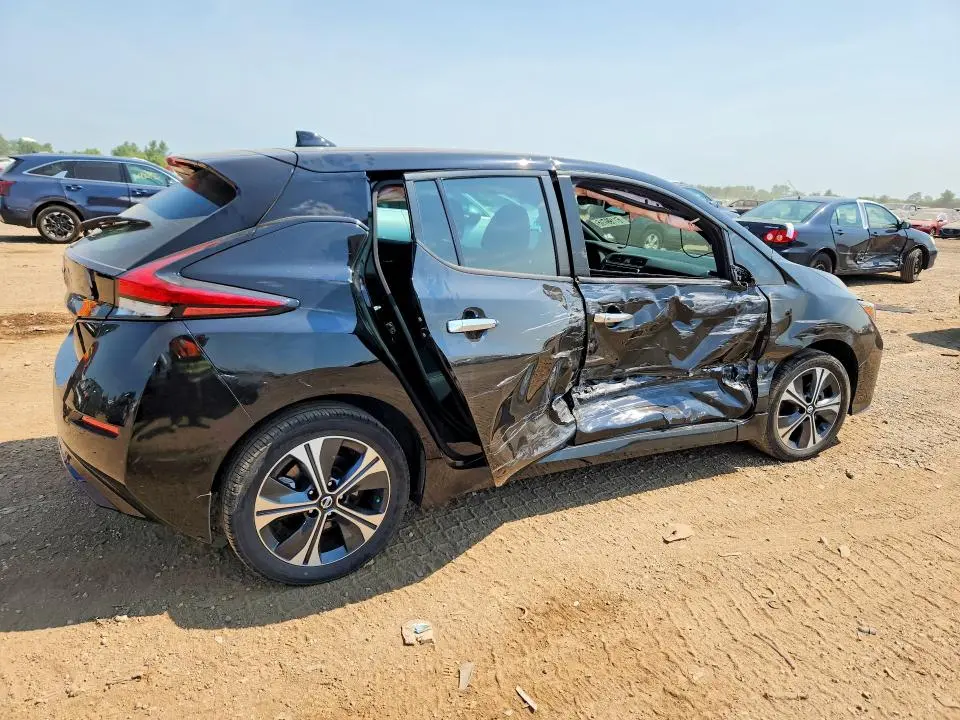 2019 NISSAN LEAF SV PLUS  