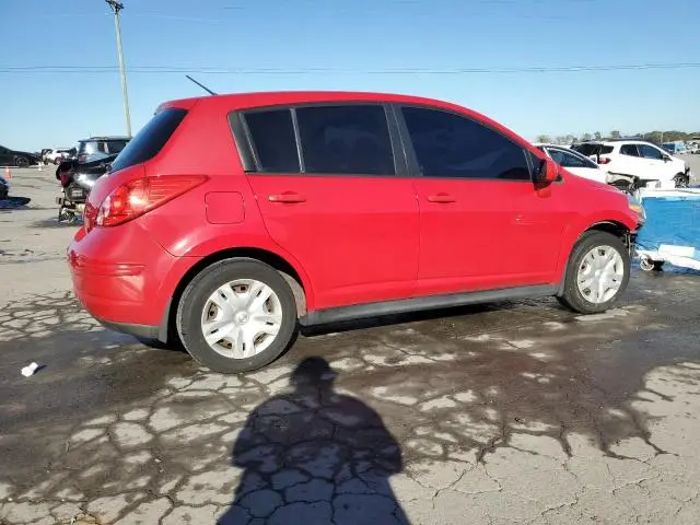 2010 NISSAN VERSA S  