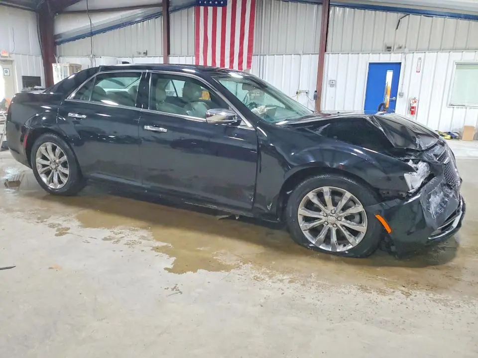 2015 CHRYSLER 300C   
