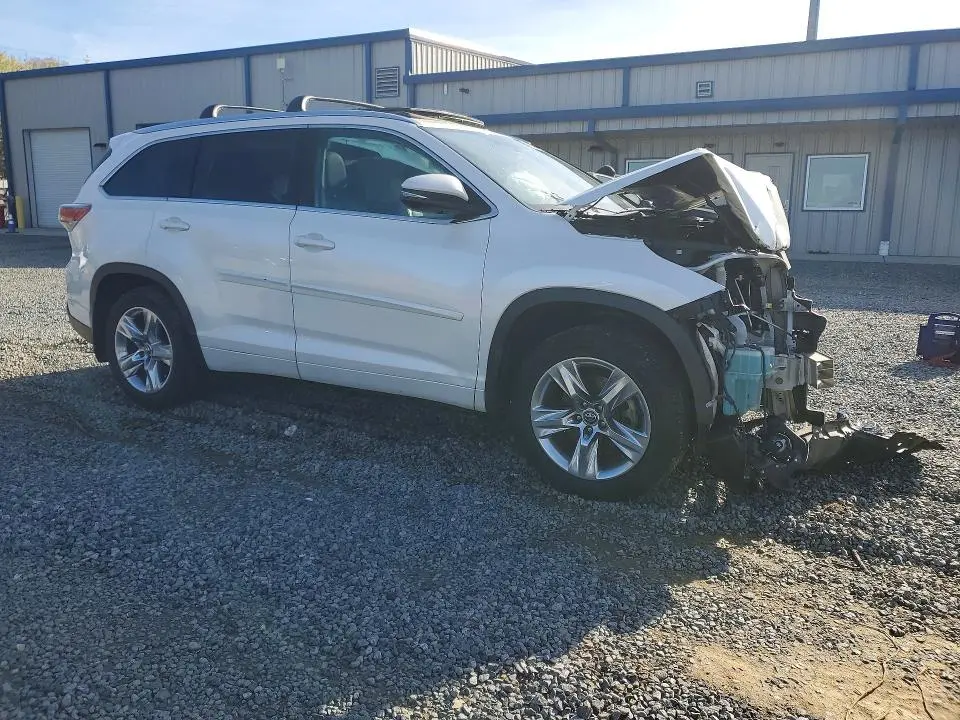 2016 TOYOTA HIGHLANDER LIMITED PLATINUM  