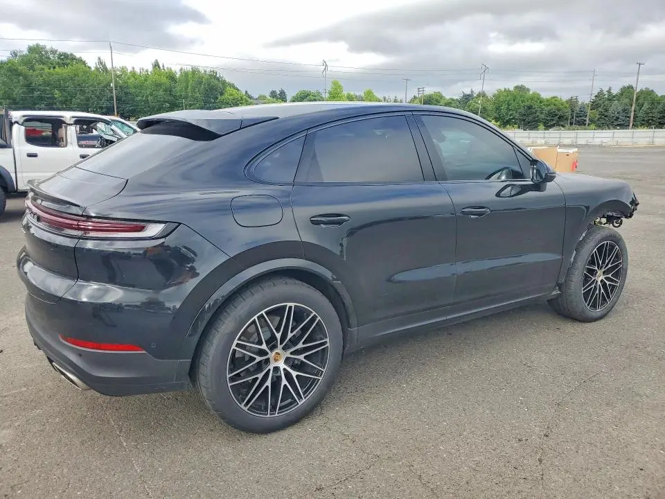 2024 PORSCHE CAYENNE COUPE  
