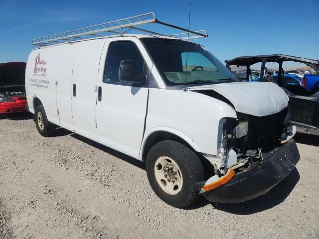 2011 GMC SAVANA G2500  