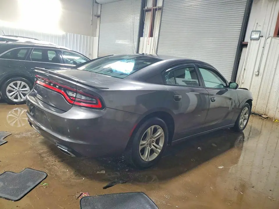 2015 DODGE CHARGER SE  