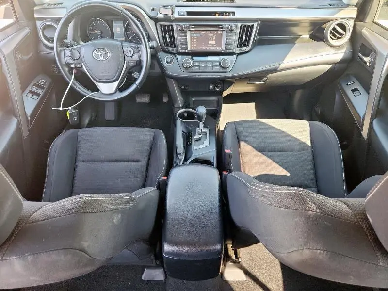 2017 TOYOTA RAV4 XLE  