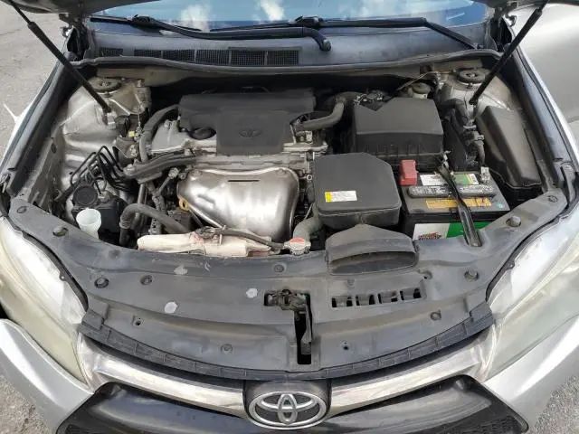 2016 TOYOTA CAMRY LE  