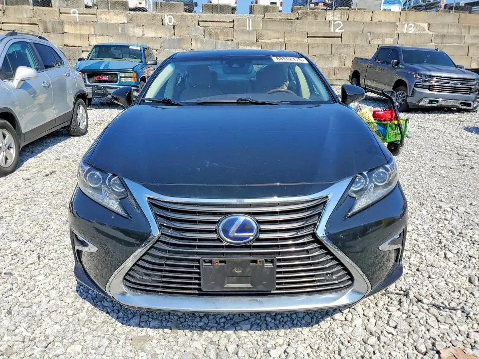 2016 LEXUS ES 300H  