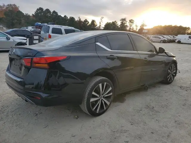 2021 NISSAN ALTIMA SR  