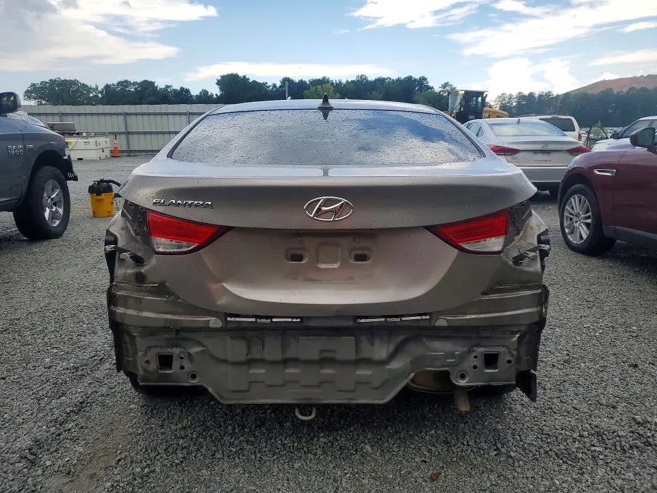 2013 HYUNDAI ELANTRA GLS  