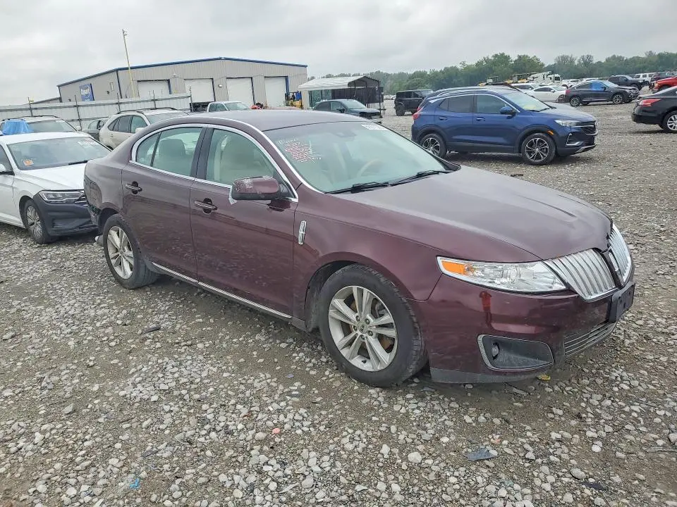 2011 LINCOLN MKS   