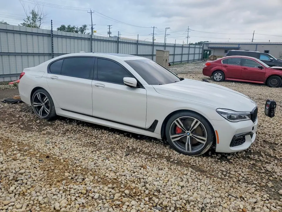 2018 BMW 750 XI  