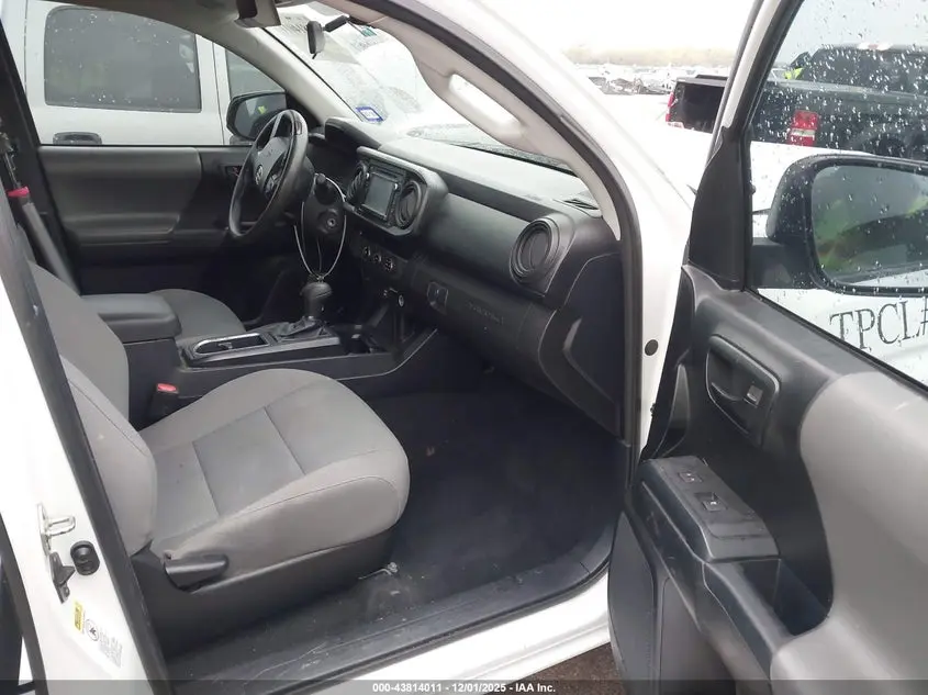 2017 TOYOTA TACOMA SR