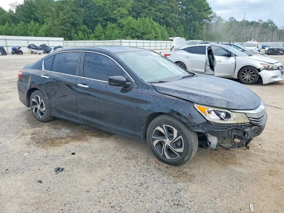2017 HONDA ACCORD LX  