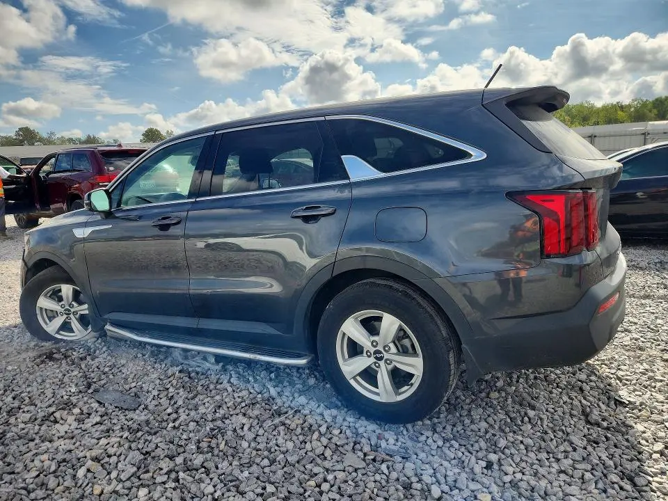 2022 KIA SORENTO LX  