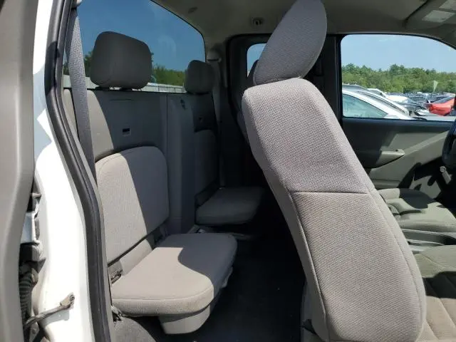 2019 NISSAN FRONTIER S  