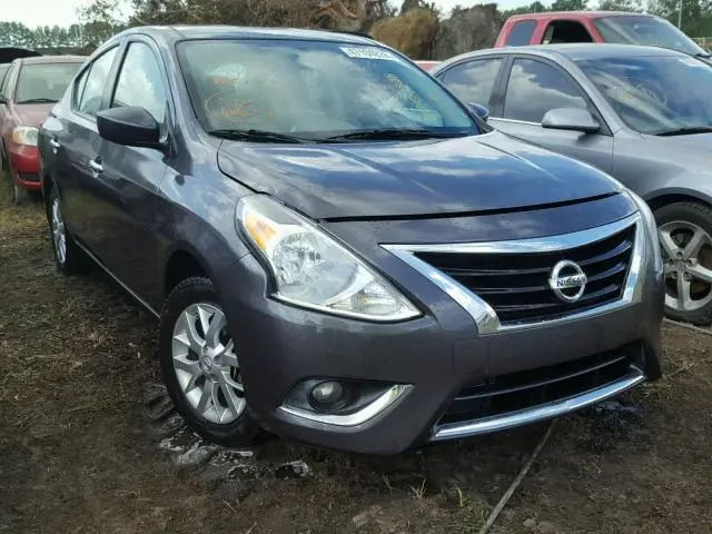 2015 NISSAN VERSA S