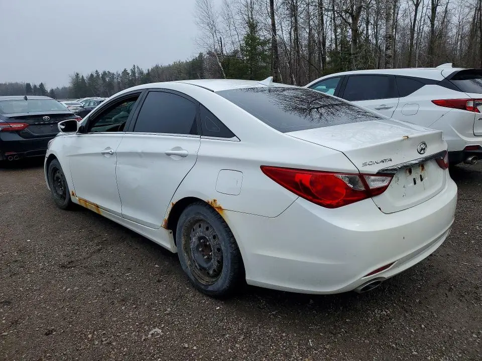 2013 HYUNDAI SONATA SE  