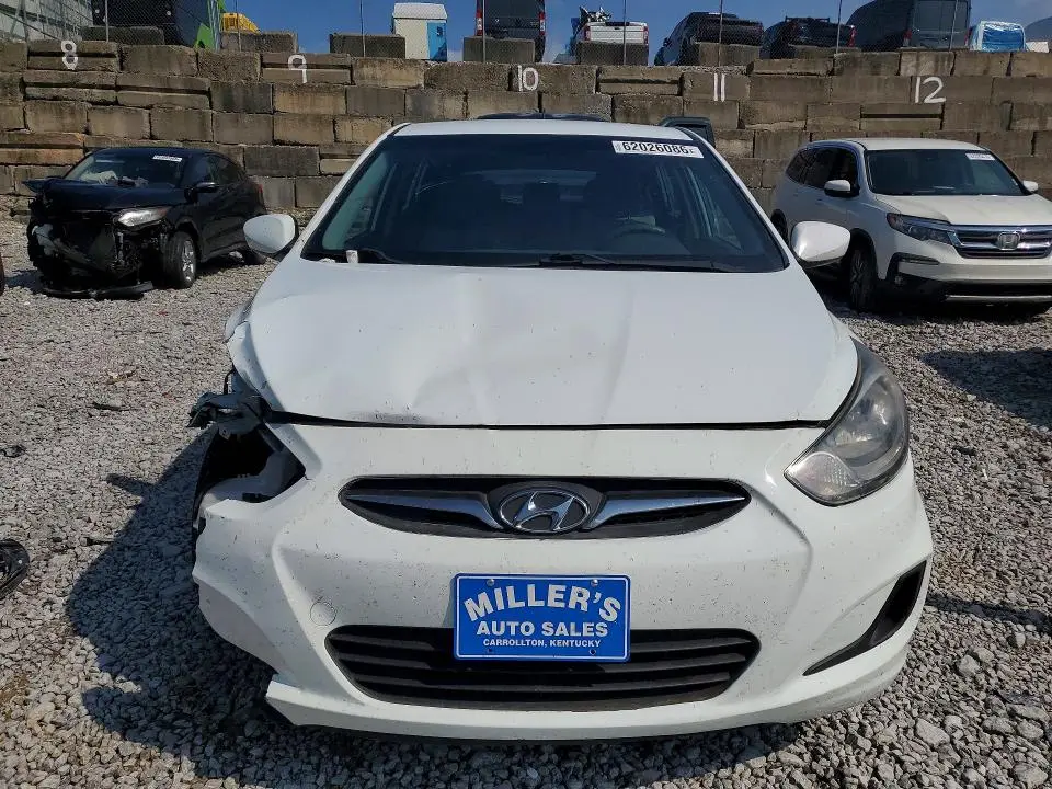 2014 HYUNDAI ACCENT GS  