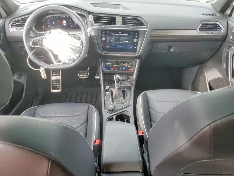 2024 VOLKSWAGEN TIGUAN SEL R-LINE BLACK  