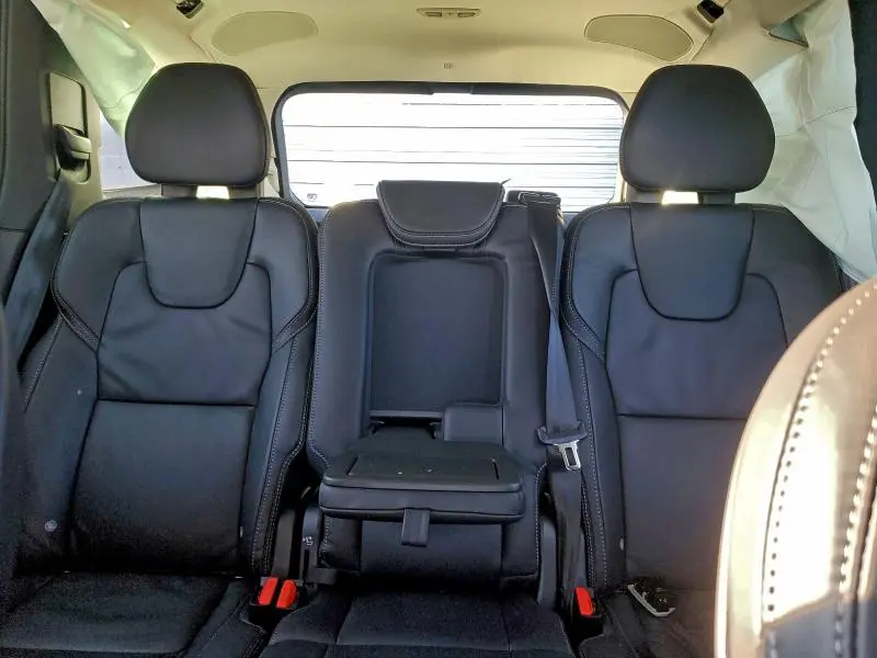 2025 VOLVO XC90 ULTRA  