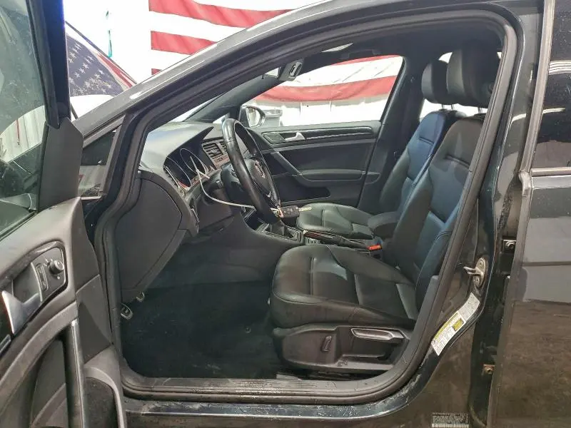 2016 VOLKSWAGEN GTI S/SE  