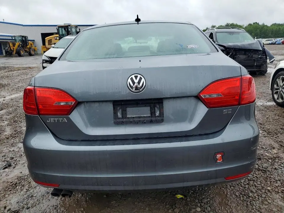 2014 VOLKSWAGEN JETTA SE  