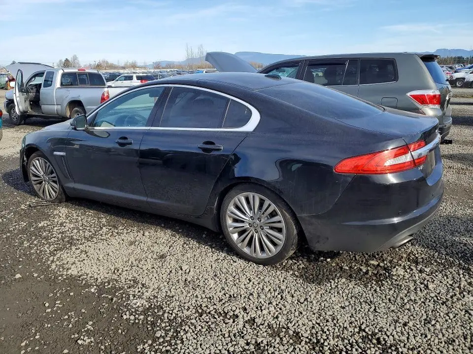 2012 JAGUAR XF PORTFOLIO  