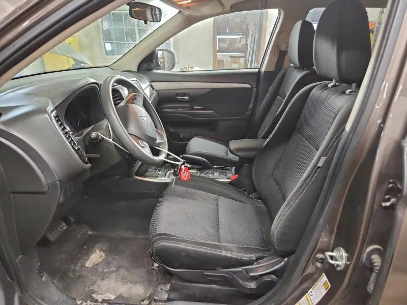 2018 MITSUBISHI OUTLANDER ES  