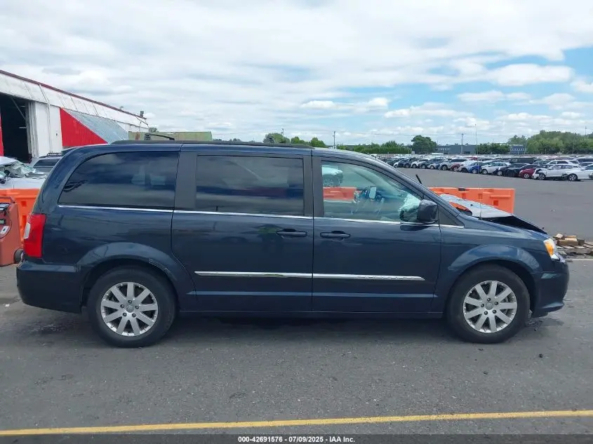 2013 CHRYSLER TOWN & COUNTRY TOURING
