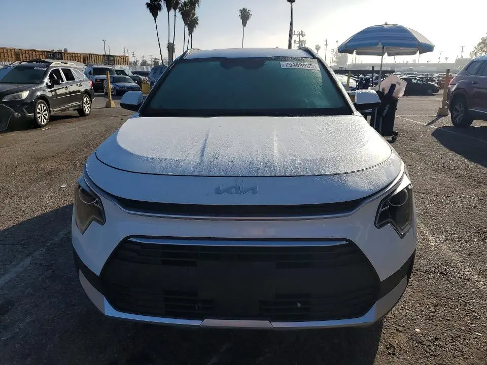 2024 KIA NIRO EX  