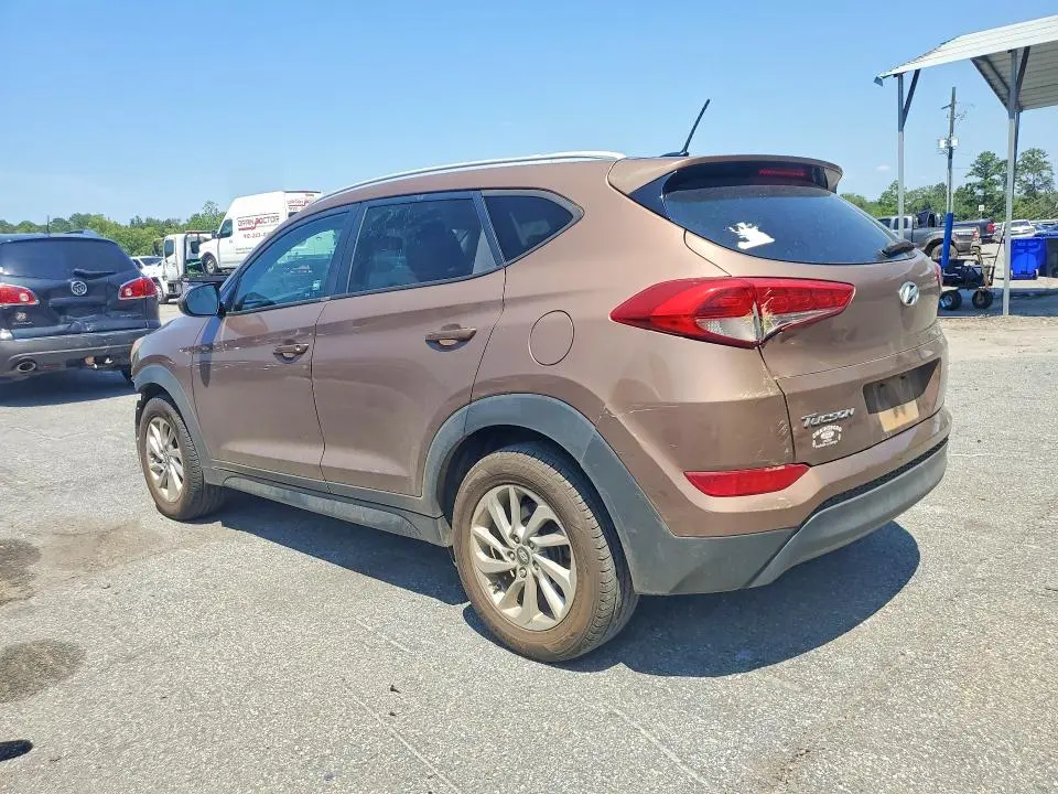 2016 HYUNDAI TUCSON SE  