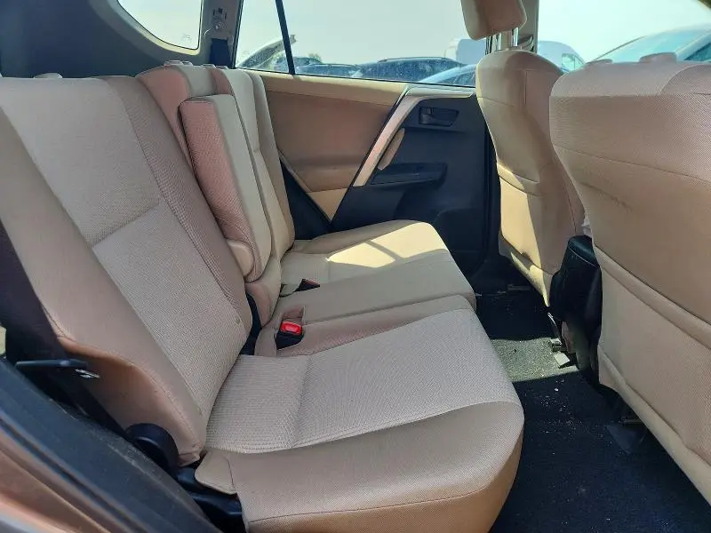 2013 TOYOTA RAV4 LE  