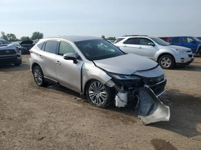 2021 TOYOTA VENZA LE  