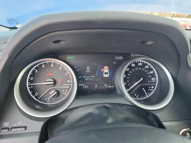 2023 TOYOTA CAMRY XLE  