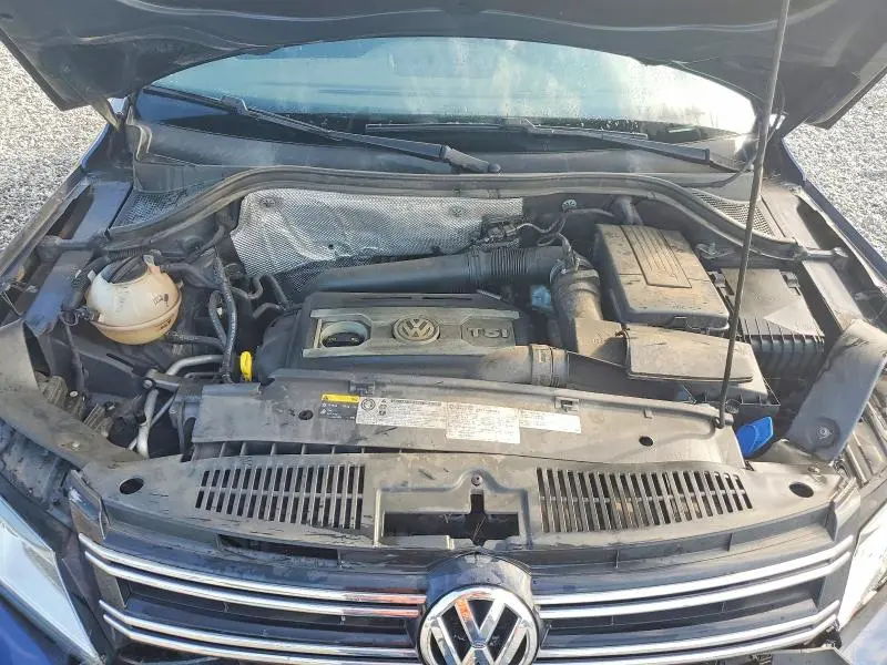 2015 VOLKSWAGEN TIGUAN S  