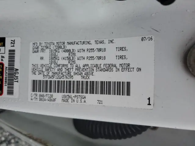 2016 TOYOTA TUNDRA CREWMAX SR5  