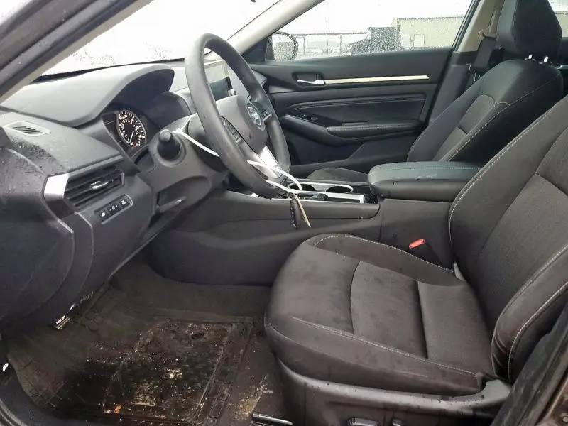 2021 NISSAN ALTIMA SV  