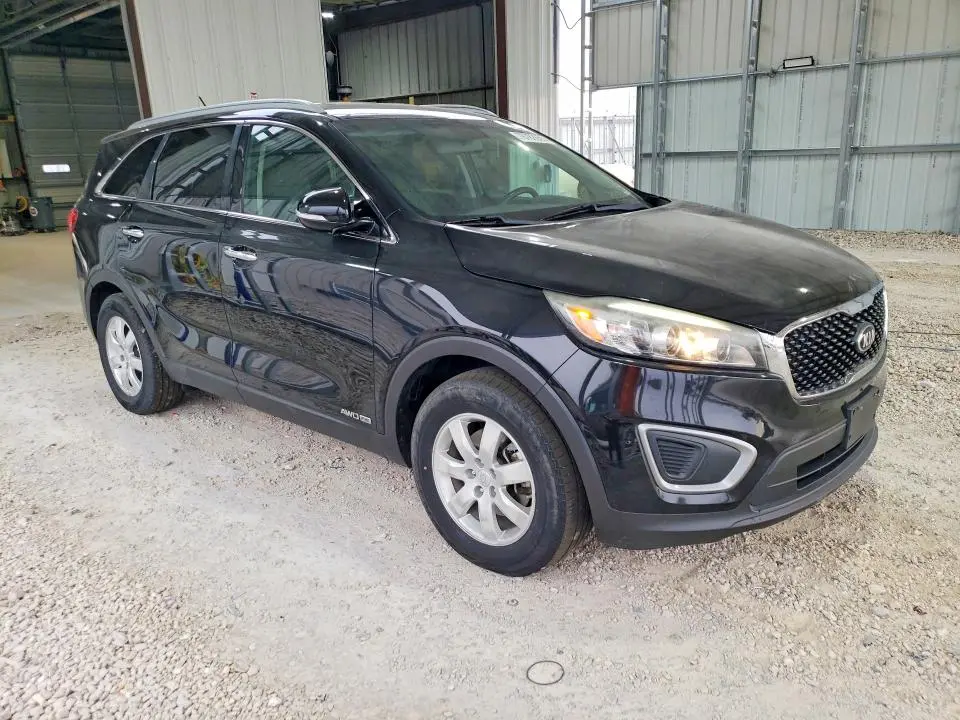 2017 KIA SORENTO LX V6  