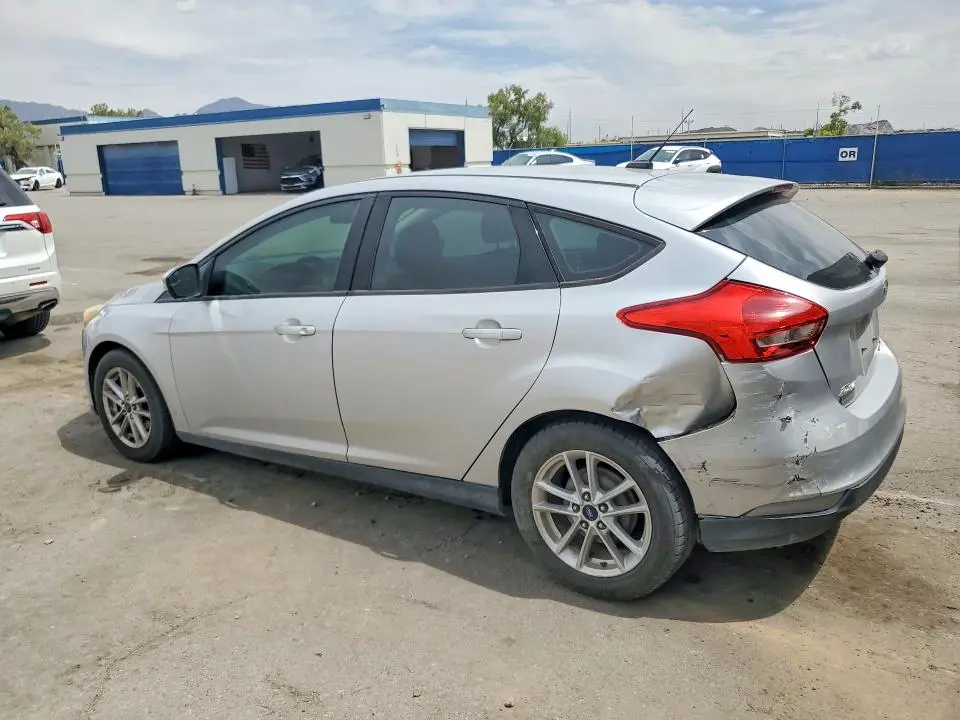 2016 FORD FOCUS SE  