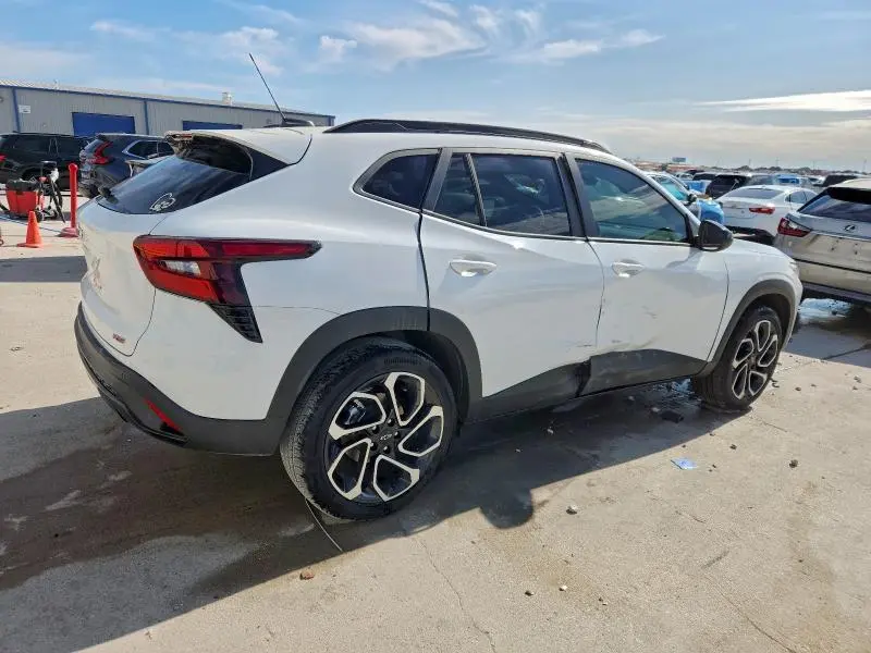 2025 CHEVROLET TRAX 2RS  