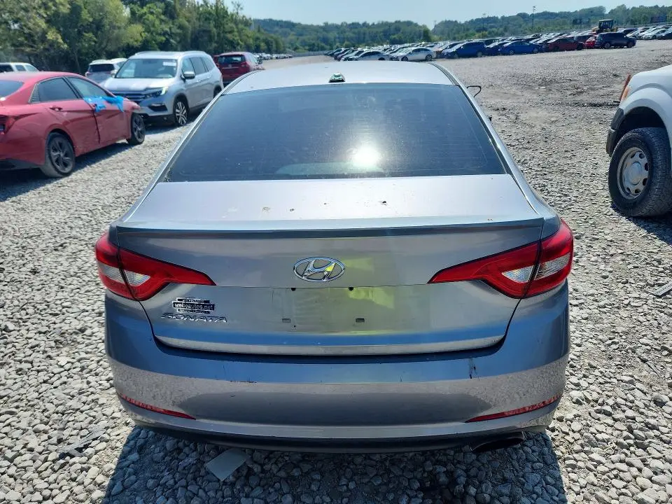 2016 HYUNDAI SONATA SE  