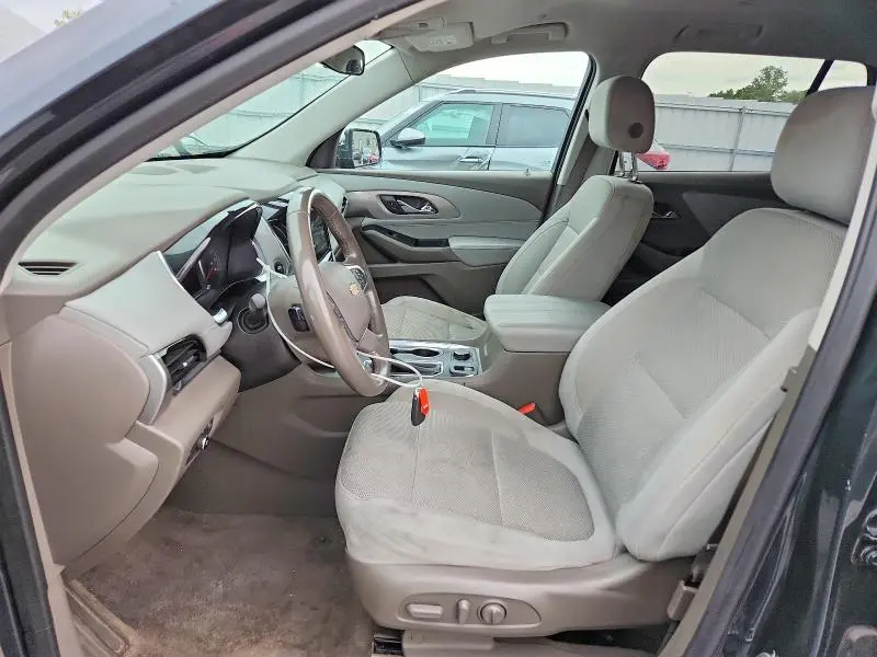 2019 CHEVROLET TRAVERSE LT  